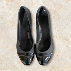 Crocs Women Wedge Cap Toe Slip-on Rubber Black Shoes Size 10W (fits like 9 1/2)